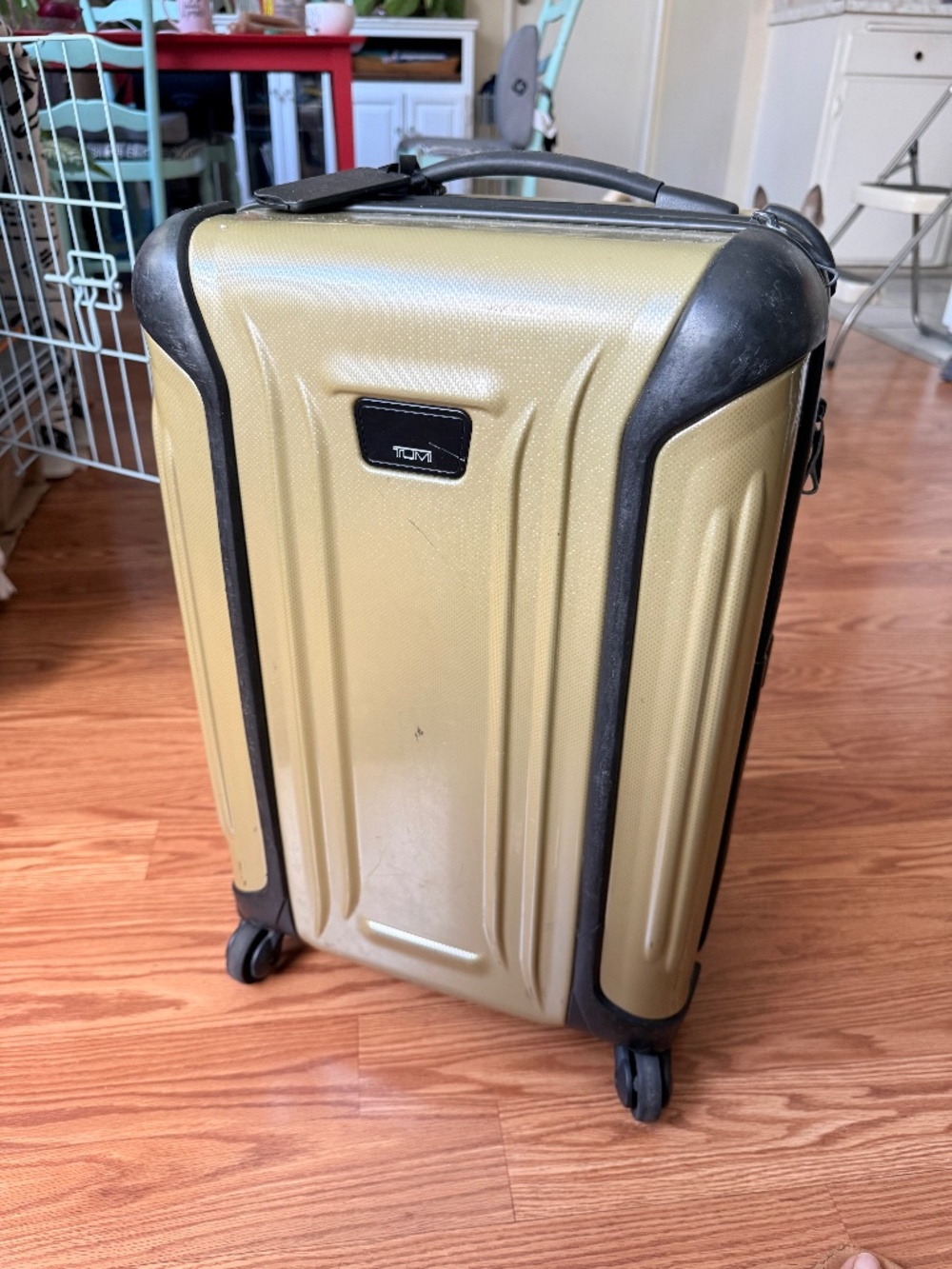 Discontinued TUMI Vapor Carry-On